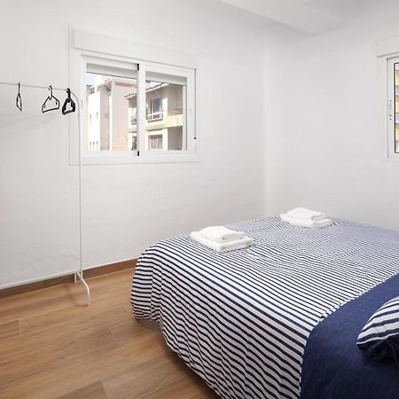 Apartamento Nuria Torre Del Mar Exteriör bild