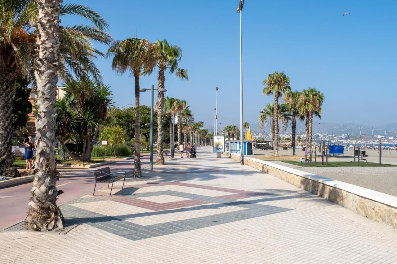 Apartamento Nuria Torre Del Mar Exteriör bild