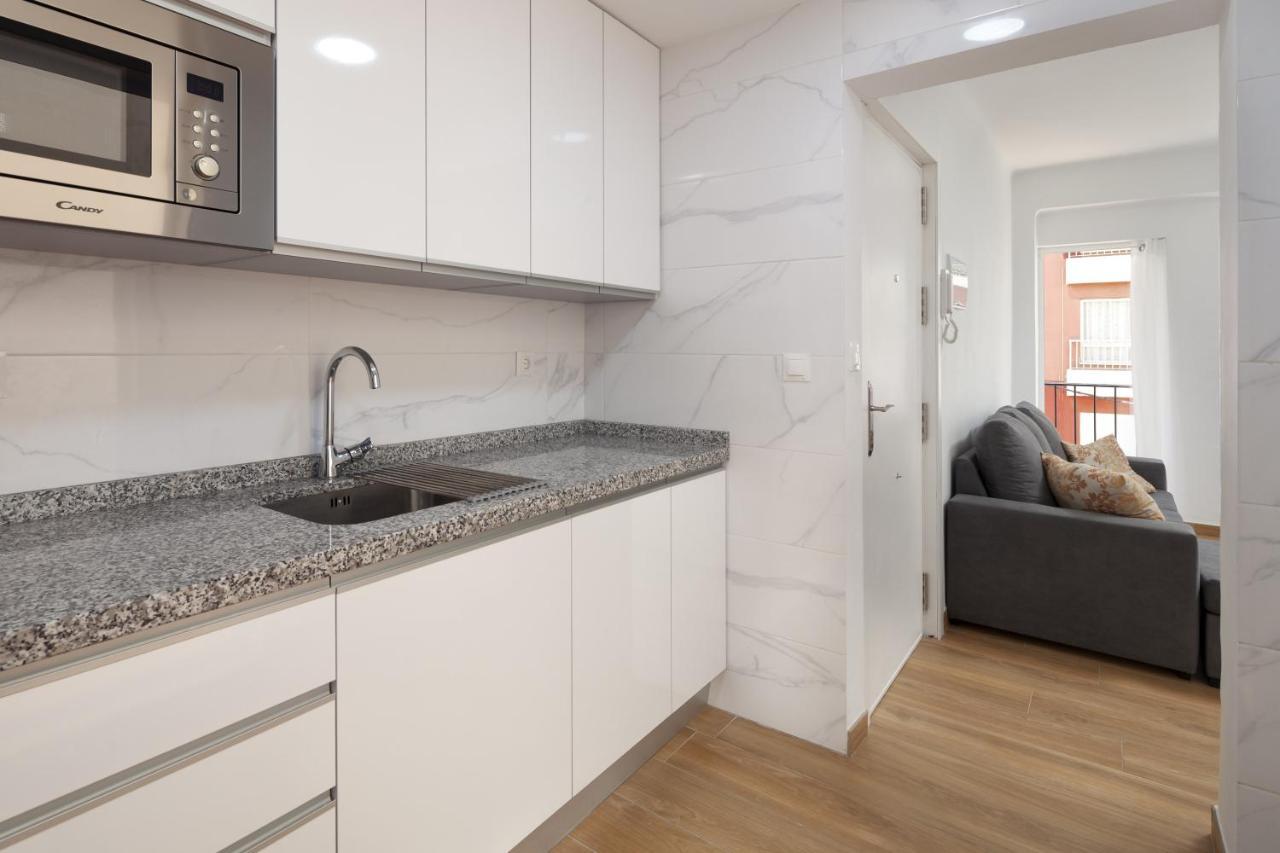 Apartamento Nuria Torre Del Mar Exteriör bild