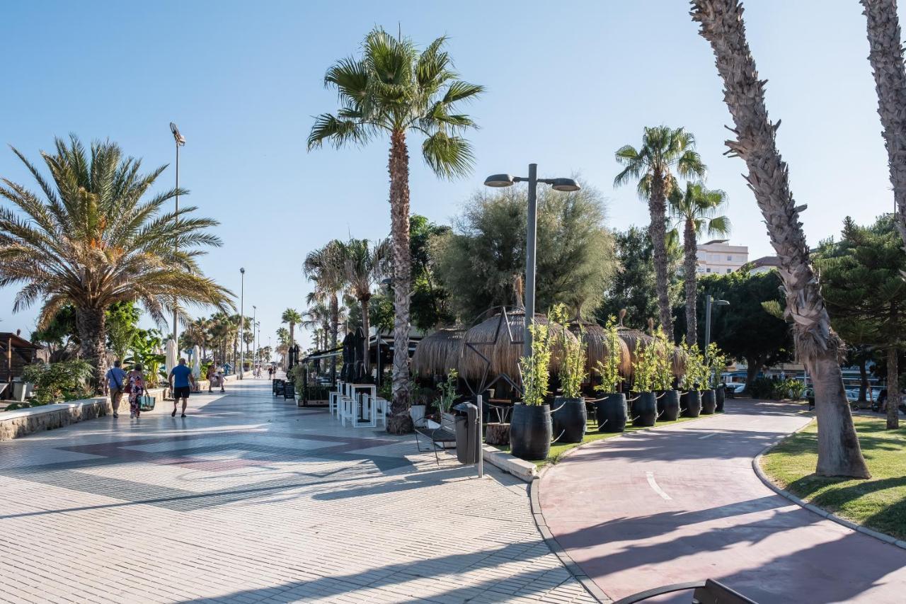 Apartamento Nuria Torre Del Mar Exteriör bild